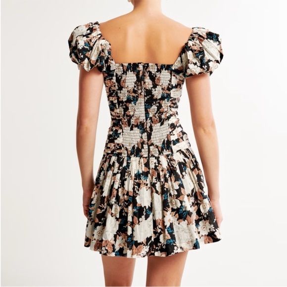 Abercrombie and Fitch Drama Puff Sleeve Floral Ruched Mini Dress Size Medium - Picture 4 of 11